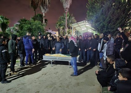 تشييع جثمان الشهيد بدير في كفر قاسم