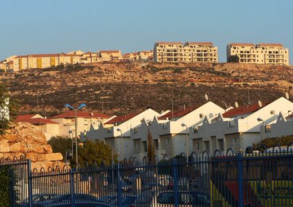 اتفاق اسرائيلي يقدم امتيازات لليهود لشراء الأرض في النقب والجليل