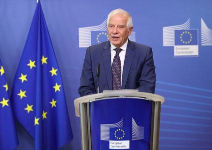 الاتحاد الأوروبي “يدين بشدة” منع طالبان النساء من العمل في المنظمات غير الحكومية