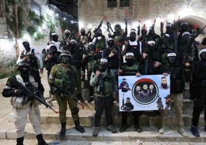 عرين الأسود تتبنى.. عمليتا إطلاق نار في محيط نابلس