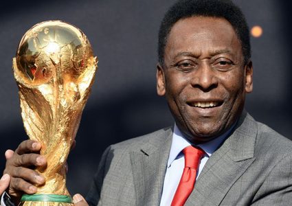 وفاة أسطورة البرازيل بيليه