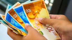 أسعار صرف العملات لليوم الخميس