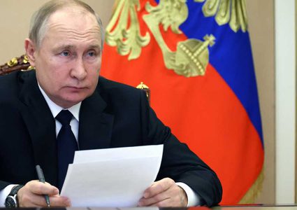 بوتين في رسالة العام الجديد يتهم الغرب باستخدام أوكرانيا لتدمير روسيا