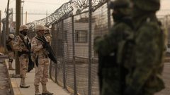 عشرات القتلى في هجوم استهدف سجنا بالمكسيك