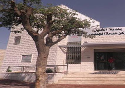 إطلاق نار على مركز خدمات الجمهور التابع لبلدية الخليل