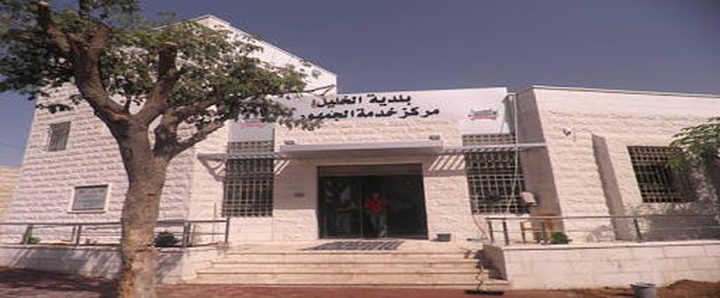 إطلاق نار على مركز خدمات الجمهور التابع لبلدية الخليل
