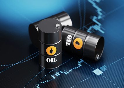 النفط يتعافى بعد خسائره المبكرة