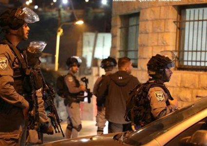 قوات الاحتلال تعتقل مواطنا من طمون جنوب طوباس