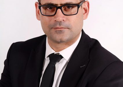 اليسار الاشتراكي – نهج العبثية