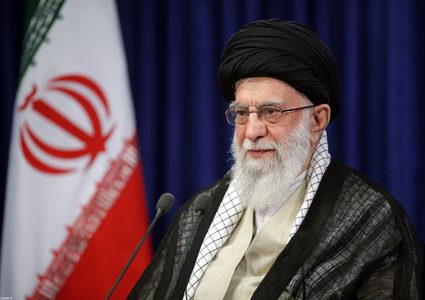 خامنئي يعين قائدا عاما جديدا للشرطة الإيرانية