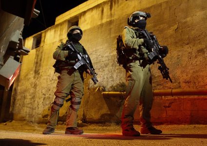 حملة اعتقالات ومداهمات في الضفة