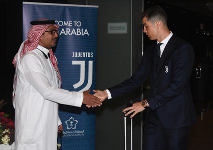 رد قاطع من النصر حول بنود عقد كريستيانو