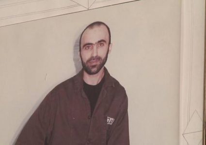 هيئة الأسرى: الأسير رياض العمور يواجه مشاكل حادة بالقلب