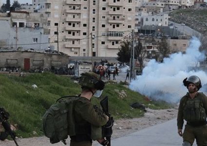 سبع إصابات خلال اقتحام قوات كبيرة من جيش الاحتلال لمدينة نابلس (محدث)