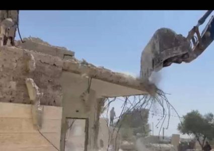 الاحتلال يبلغ عائلة الأسير هيلان بإخلاء منزلهم تمهيدا لهدمه