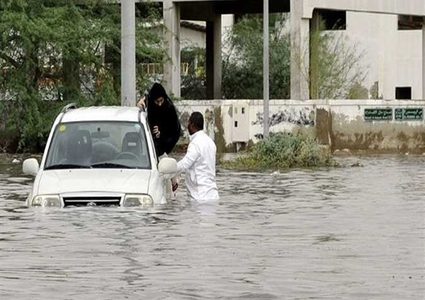 السعودية: بحيرات جارية وأمواج سيول في "شيخ الأودية السعودية"