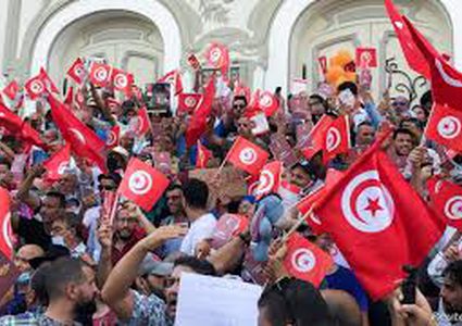 منظمة تونسية: سنتصدى لأي مناورة سياسية تواجه “ملف الشهداء”