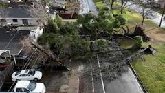 سبعة قتلى على الأقل في عواصف شديدة جنوب شرق الولايات المتحدة