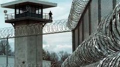 أبو بكر: الأسرى يعيشون حالة استنفار