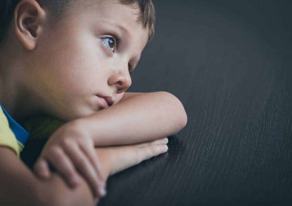 سوء المعاملة في الطفولة يؤدي لمشاكل صحة عقلية متعددة