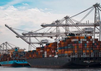 التجارة بين روسيا والصين تبلغ رقما قياسيا