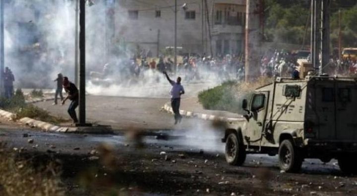 إصابة شاب برصاص الاحتلال خلال مواجهات في بيت أمر