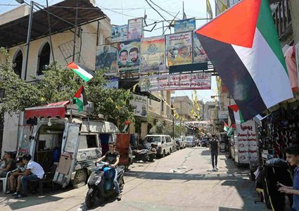 شؤون اللاجئين تقدم مساعدات طارئة لبعض مخيمات اللاجئين الفلسطينيين في لبنان