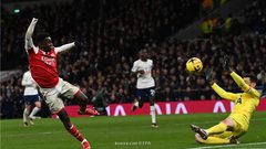 آرسنال يحسم الديربي ويحلق في صدارة البريميرليج