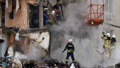 مقتل 25 شخصا في هجوم صاروخي على مجمع سكني بمدينة دنيبرو وسط أوكرانيا