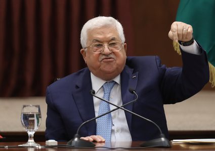 الرئيس عباس يصل غدا إلى مصر