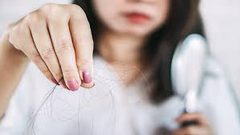 نصائح صحيّة لدرء مشكلة الشعر المتساقط