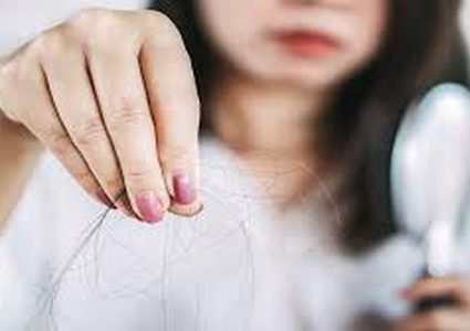 نصائح صحيّة لدرء مشكلة الشعر المتساقط
