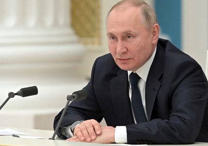 بوتين يندد بشحنات الأسلحة الغربية المتزايدة إلى أوكرانيا