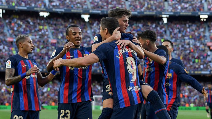 برشلونة يخطط لإنجاز صفقة مميزة من مانشستر سيتي