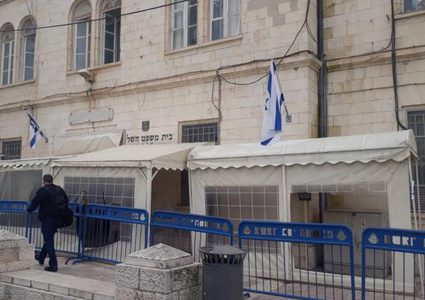 محكمة الاحتلال تحكم على أسير من جنين بالسجن عاما وثلاثة أشهر