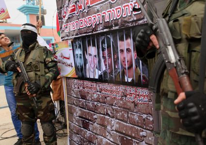 مصر تعزم جهودها لاكمال صفقة تبادل الأسرى