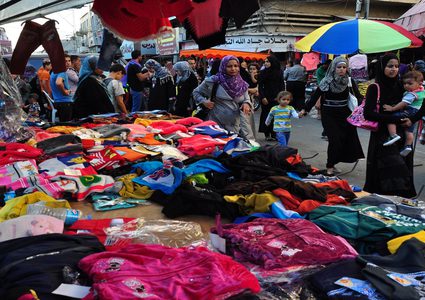 البحش :الموسم الشتوي ضرب تجار الملابس في مقتل