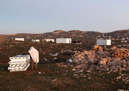 مستوطنون يقيمون بؤرة استيطانية على أراضي جوريش جنوب شرق نابلس