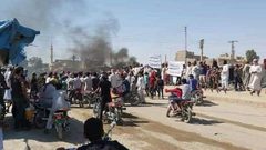 احتجاجات على تردي الوضع المعيشي في دير الزور شرقي سوريا