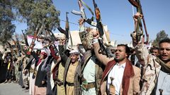 الحوثيون يتهمون بريطانيا بـ”عرقلة جهود السلام” في اليمن