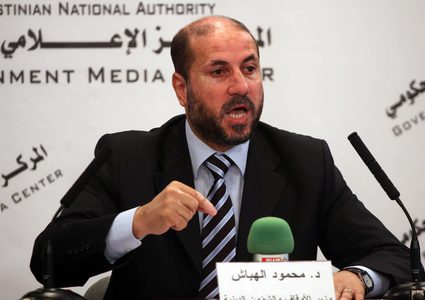 الهباش يدين قيام متطرفين بحرق نسخة من القرآن الكريم في السويد