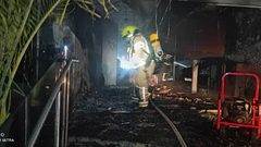 سخنين : اعتقال شاب بشبهة إضرام النار بمحل للسيارات في كريات شمونة