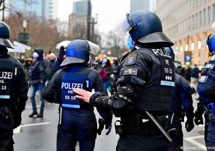 الشرطة الألمانية:مقتل شخصين في هجوم بسكين في قطار