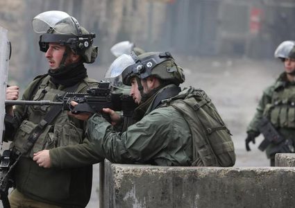 القدس: إصابة حرجة برصاص الاحتلال بالصدر في مخيم شعفاط