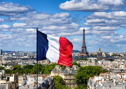 فرنسا: "حل الدولتين" يمثل الحل الوحيد الذي يضمن السلام العادل والدائم