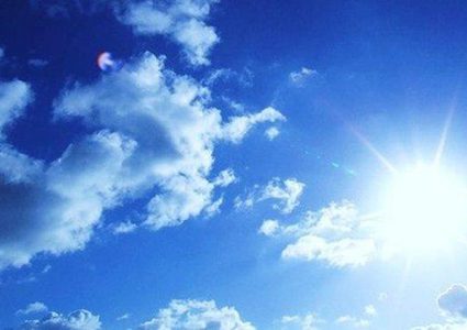 الطقس: درجات الحرارة أعلى من معدلها السنوي العام بحدود 6 درجات