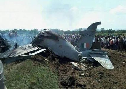 تحطم طائرتين مقاتلتين لسلاح الجو الهندي