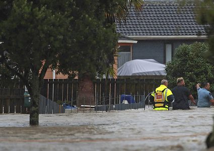 ثلاثة قتلى ومفقود إثر أمطار غير مسبوقة في نيوزيلندا