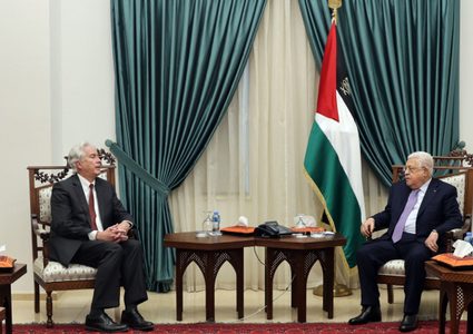 الرئيس يستقبل مدير جهاز المخابرات العامة الأميركية