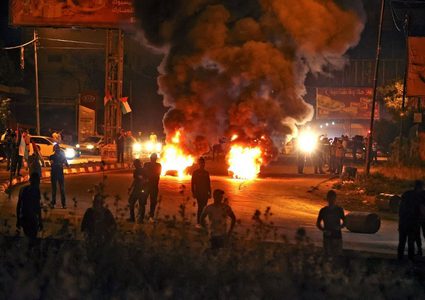 اندلاع مواجهات مع قوات الاحتلال في قرية دير جرير شرق رام الله